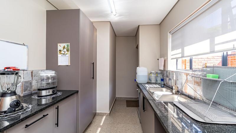 3 Bedroom Property for Sale in Outeniqua Strand Western Cape